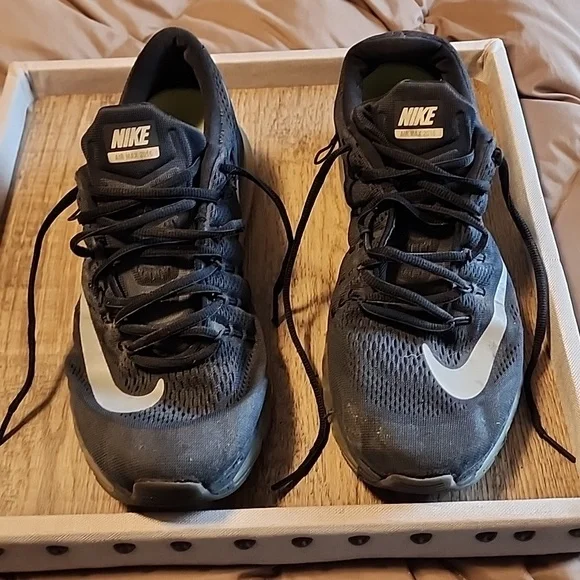 Nike | Shoes | Nike Air Max 26mens Size 11 | Poshmark display picture 3